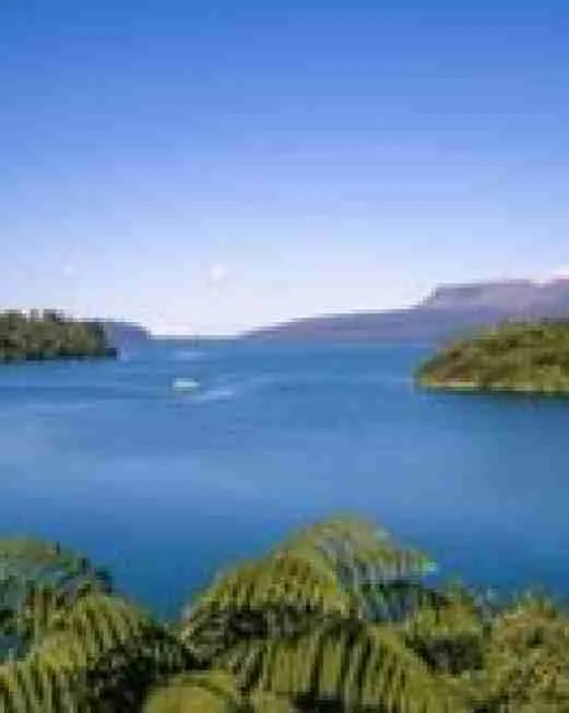 Lake Tarawera 370x208 v2.jpg