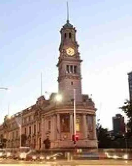 auckland town hall auckland live 320x200 v5.jpg