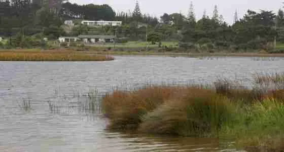 Lake Ngatu 02